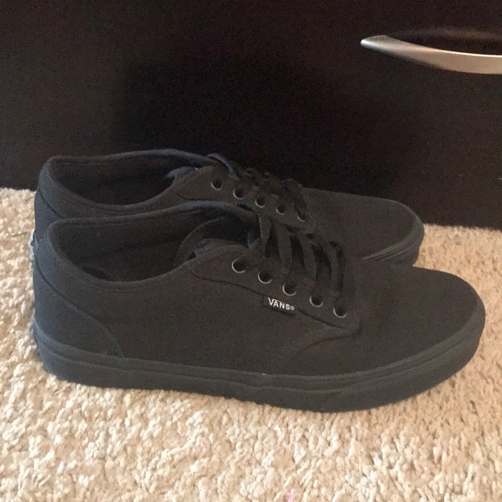 men’s black vans